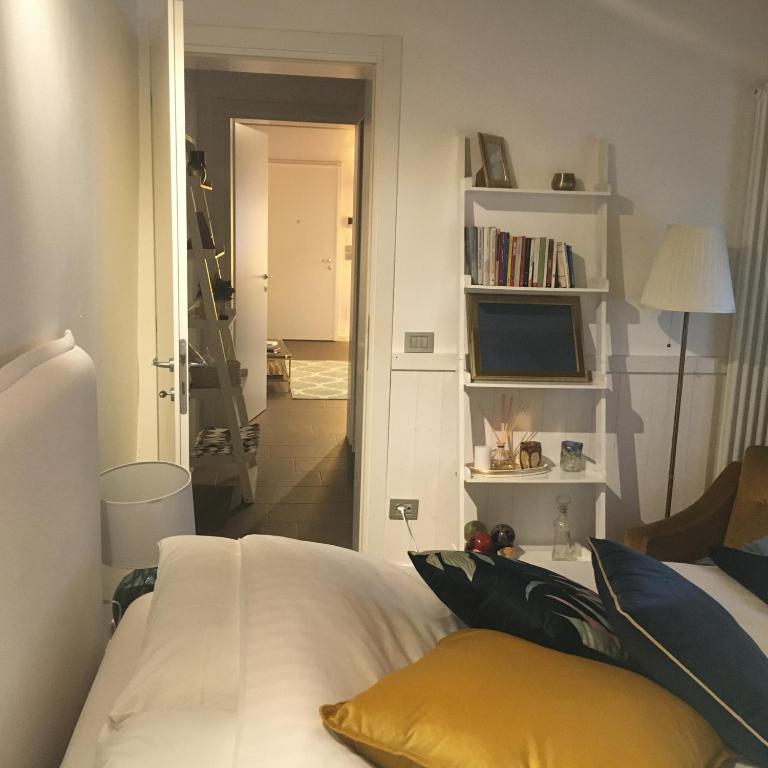 Papere e Tulipani room 2